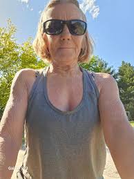 Are there single men from Iowa interested in trail riding near Fort Dodge?