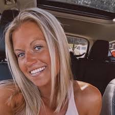 Kathryn Putnam's Instagram, Twitter & Facebook