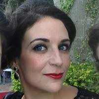 Edna Russo's Instagram, Twitter & Facebook