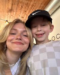 IVE LITERALLY BEEN DOING A HAPPY DANCE ALL DAY!!!😍🙌🤭#ohschatz #humor  #holdon #collection #thinkingputty