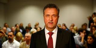 Claus weselsky, der chef der lokführergewerkschaft gdl, über den drängenden personalmangel bei der deutschen bahn und die folgen für die kunden. Staatsfeind Nummer Eins Gdl Chef Weselsky