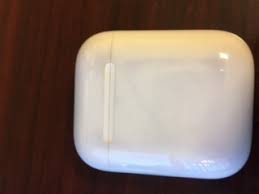Airpods Carrying Case Has Smudge Marks Apple Community
