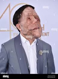 Lisa pearson hi-res stock photography and images