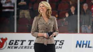 Before sportsnet acquired national nhl broadcast rights, cbc television used to have fixed broadcast teams. All Female Broadcast Crew To Work Nhl Game Between Flames Golden Knights Cbc Sports