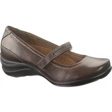 Whether youre going to a casual or formal event, youll need to find the right pair of shoes to wear for the occasion. Hush Puppies Epic Mary Jane Women S Comfort Shoes Flow Feet Orthopedic Shoes