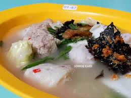 The shop specialised in imported products including wines, biscuits, canned food and beverages. Pro Tips On What To Eat Hong Lim Hawker Food Centre Singapore Johor Kaki Travels For Food