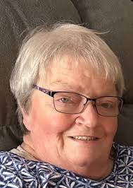 Donna Sandefur's Instagram, Twitter & Facebook