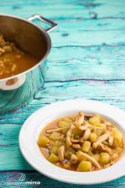 Seppie are cousins of the small squid we call calamari, but 10 times longer and fatter: Seppie Con Patate E Piselli In Padella Ricetta Facile Oggicucinamirco