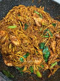 Resep mie lidi goreng adalah salah satu resep masakan yang unik dan memiliki rasa yang enak sehingga bisa anda coba untuk disajikan pada menu harian anda. Resepi Mee Lidi Goreng