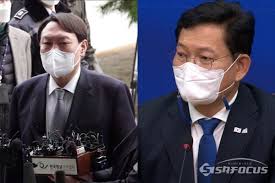출협은 지난해 11월 '한국에서 가장 아름다운 책' 공모를 시작해 수상작 10권을 선정했고, 『feuilles』는 그 중 하나로 뽑혀 독일에 출품할 수 있었다. ìœ¤ì„ì—´ ì´ê³µì„¸ ë‚˜ì„  ì—¬ê¶Œ ì¡°êµ­ ì‚¬íƒœ ë¬´ë§ˆìš© ì •ì¹˜ ì‹œì‚¬ ì´ìŠˆ ê¸°ì‚¬ë³¸ë¬¸ ë•¡íë‰´ìŠ¤