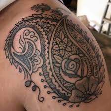 This intricate paisley tattoo was designed by amsterdam tattoo artist barbara swingaling, who often creates tattoo designs based on henna tattoos and paisley patterns. Paisley Tattoos Explained History Common Themes More