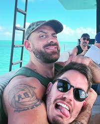 Happy Valentine's Day my love. I'm grateful we hold hands and each other  through it all… even our waistbands