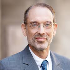 Er ist universitätsprofessor für angewandte geographie, raumforschung und raumordnung an der universität wien. Heinz Fassmann