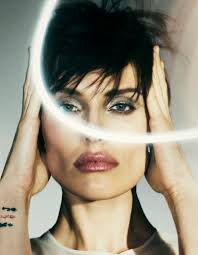 An iconic day with Wallis Day for L'Beaute Magazine.