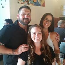 Vanessa Kinzey على X: "Great to meet Bob & Becky Ruff at the  @TruthJusticePod meet up in Nashville! Apparently I'm their child. 😉  https://t.co/9mgc6j7o4e"