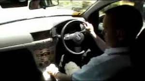 The reverse parallel park manoeuvre is one that many struggle with due to the complexity of the manoeuvre. Reverse Parking Tutorial Youtube