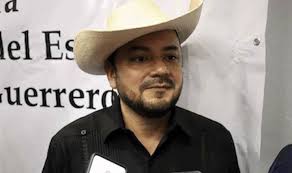 Elige el Morena a Jesús Urióstegui como coordinador de sus diputados  locales — Amapola