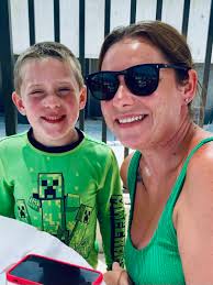 Turtle families + Hot Dog Tuesday = Good Times