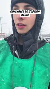 Nadine porte la guignolée avec son équipe