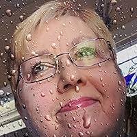 Death by High Heels (The Investigator Series Book) by Violet Ingram