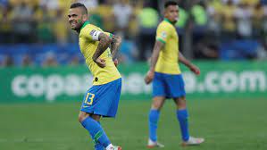 بوجبا يزيح إعلانا للخمور من أمامه في المؤتمر الصحفي بيورو 2020 Dani Alves Draws Level With Pele On Brazil Appearances Marca In English