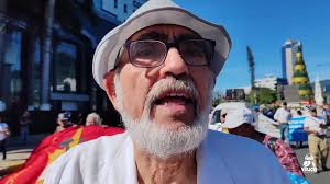 El promotor de los Acuerdo de paz, Rubén Zamora, explica lo que pasó esta  semana cuando llegaron policías a su residencia.