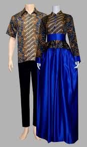 Contoh teks naskah pranata cara / mc acara lamaran dalam bahasa jawa. 10 Model Baju Couple Pesta Terbaru 2018 Ini Tunjukkan Keharmonisan Kamu Dan Pasangan