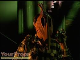 This news story is archived which means that, while it is still available to view, the information contained within may be outdated and the original source site/link may no longer be viewable. Beetlejuice Finger Mounted Eyeball Original Movie Prop