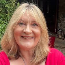 Find a humanist wedding celebrant in Lisburn