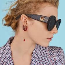 sun glass52859358_1124684287711048_2004592005912461312_n