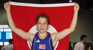 Yasemin adar, dünya şampiyonalarında finale çıkan ilk kadın güreşçimiz oldu. Yasemin Adar Kim Nereli