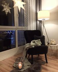 Kuschelige Felle Kerzenschein Durfen In Dieser Gemutlichen Leseecke Auf Keinen Fall Fehlen Die Duftk Wohnzimmer Ideen Wohnung Haus Deko Gemutliche Leseecken