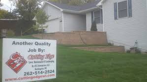 Cutting edge lawn care has provided over 30 years of superior landscape and lawn mowing service in austin, cedar park, round rock, and pflugerville. Residential Cutting Edge Lawn Maintenance Landscaping