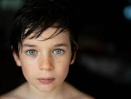 What settings should I use for sharp focus