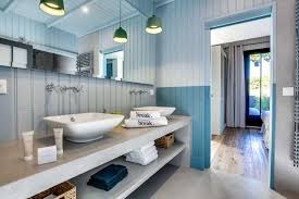 Une Maison Familiale Dans Le Bassin D Arcachon Planete Deco A Homes World En 2020 Salle De Bain Simple Renovation Salle De Bain Maison Familiale