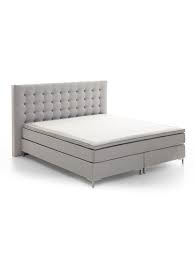 Because it is a popular tourist destination, you will see people from all countries and all walks of life every day. Impressionen Living Boxspringbett Impressionen