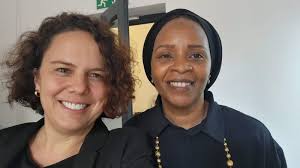 Lilla Schumicky-Logan