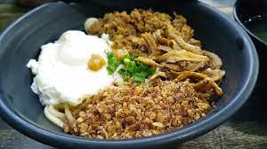 Despite other chili pan mee chains enjoying more success with multiple stores and locations, nothing beats the original kin kin pan mee in chow kit. Restoran Super Kitchen Chilli Pan Mee Kuala Lumpur Menu Prices Restaurant Reviews Tripadvisor