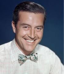 I know many are Golden age fans... I m also....I m Diehard fan of Glenn  Close...many time Oscar robbed from hers.... this time also.... they gave  worst actress to some one.... what