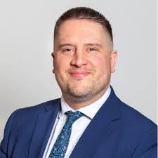 feelgoodfriday #staffpromotion #teamnews #careerprogression  #careerdevelopment #congratulations #estateagents #startyourcareerwithus  #romans