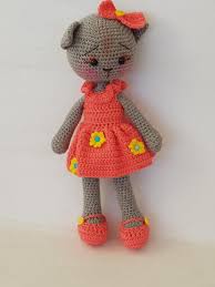 amigurumi elbiseli kedicik yapimi serbest orgu tig isleri sevimli tig isi