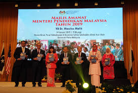 Page fb tidak rasmi kpm. Usm News Portal Menteri Pendidikan Gariskan 4 Hala Tuju Untuk Kembalikan Wibawa Pengajian Tinggi