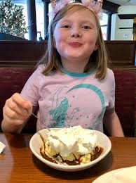 Drizzle chocolate syrup in your serving glass and pour the mix in. One Of My Favorite Desserts Tiramisu Picture Of Olive Garden Tacoma Tripadvisor