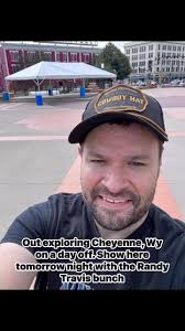 Out exploring Cheyenne, Wy