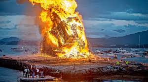 Alexander heen at slinningsbålet has no doubt that there will be a bonfire on the eve of sankthans. Osterrikere Satser Pa A Sla Slinningsbalets Verdensrekord Smp No Nyheter Nyheter Fra Alesund Sunnmore Og Nordvestlandet