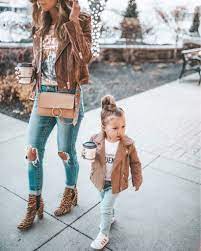 Maternity Mommy Mom Mama Fashion Mode Outfit Matching Daughter Dochter Cute Coffee Casual Winter Outfits Young Mom Outfits Winter Outfits