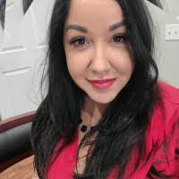 Regina Ponthieux's Instagram, Facebook & TikTok