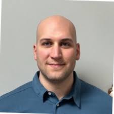 ✌🏻Peace out, Eversource Energy! ✌🏻 After 17 incredible years at  Eversource, today marks my last day with the company. It's been an amazing  journey filled with growth, learning, and wonderful…