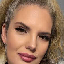 Reminded me of Sleepwalkers and I had to share