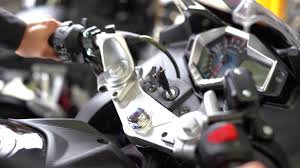 Bajo a alto ordenar por precio: How To Moto3 How To Start The Bike Youtube